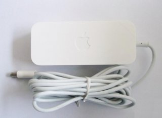 Original Apple ME918LL/A WiFi Router Charger Adapter 22W